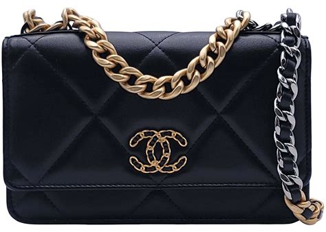 chanel wallet 94305|Chanel 19 wallet on chain .